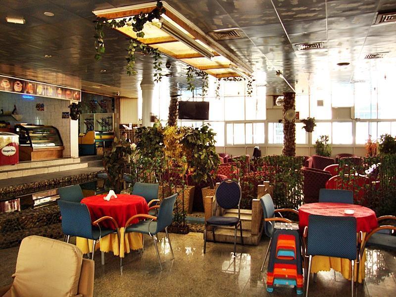 Oyo 366 Waves Hotel Acman Dış mekan fotoğraf