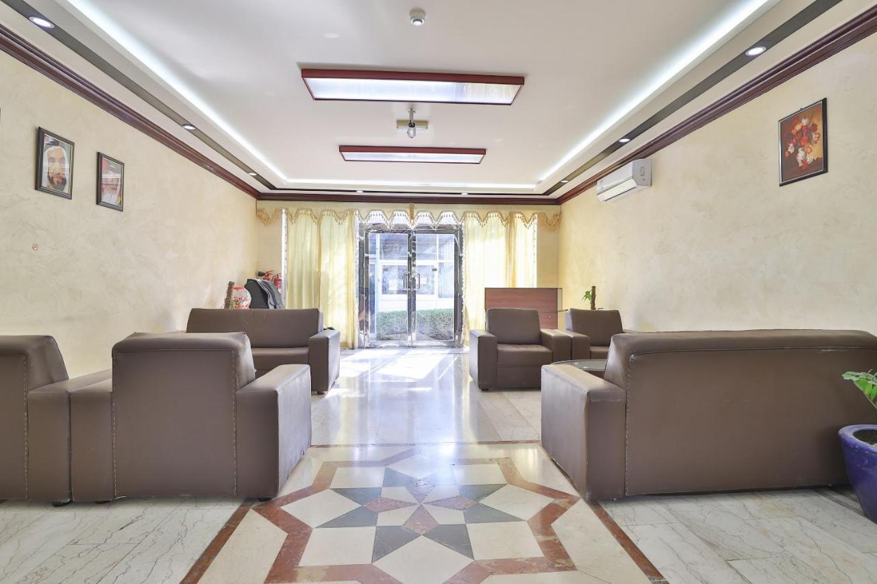 Oyo 366 Waves Hotel Acman Dış mekan fotoğraf