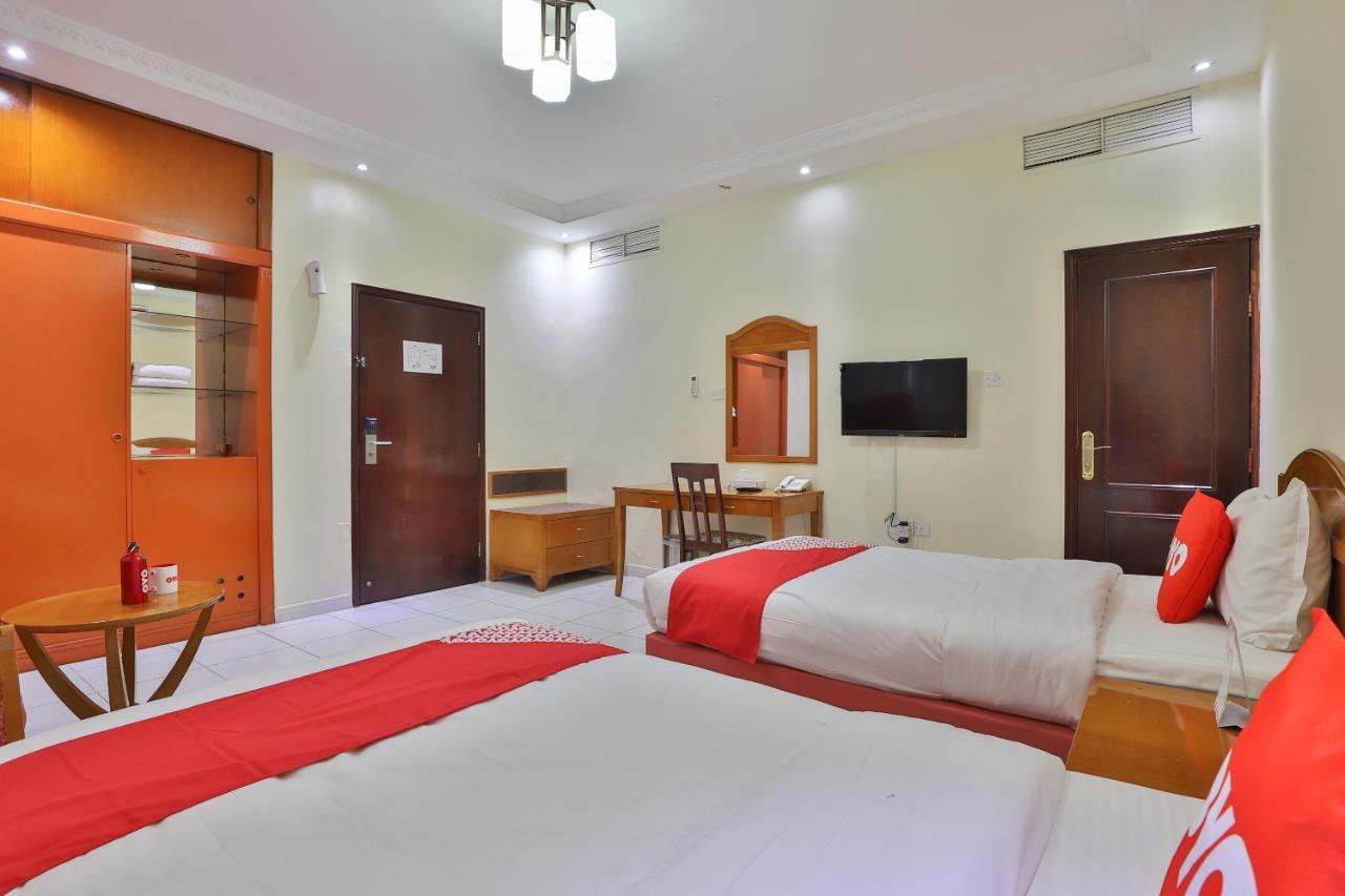 Oyo 366 Waves Hotel Acman Dış mekan fotoğraf