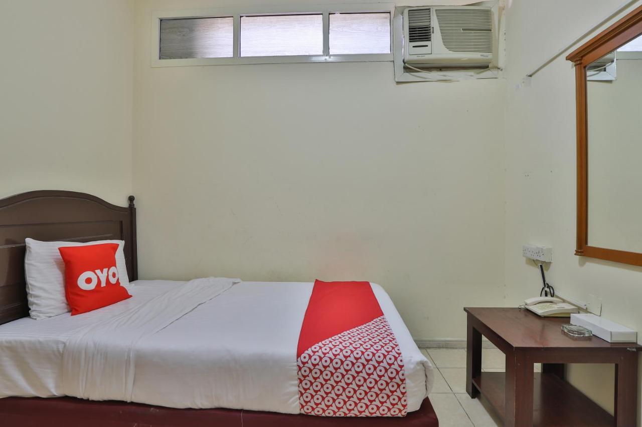 Oyo 366 Waves Hotel Acman Dış mekan fotoğraf