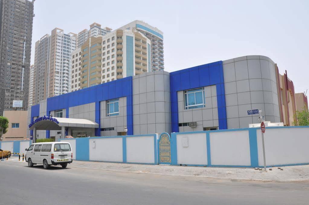 Oyo 366 Waves Hotel Acman Dış mekan fotoğraf